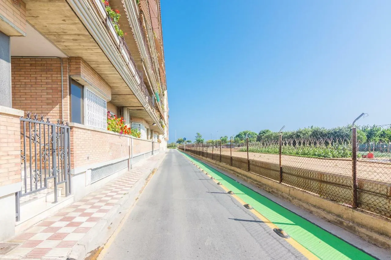 Homeholidaysrentals Frida Pineda de Mar Apartman