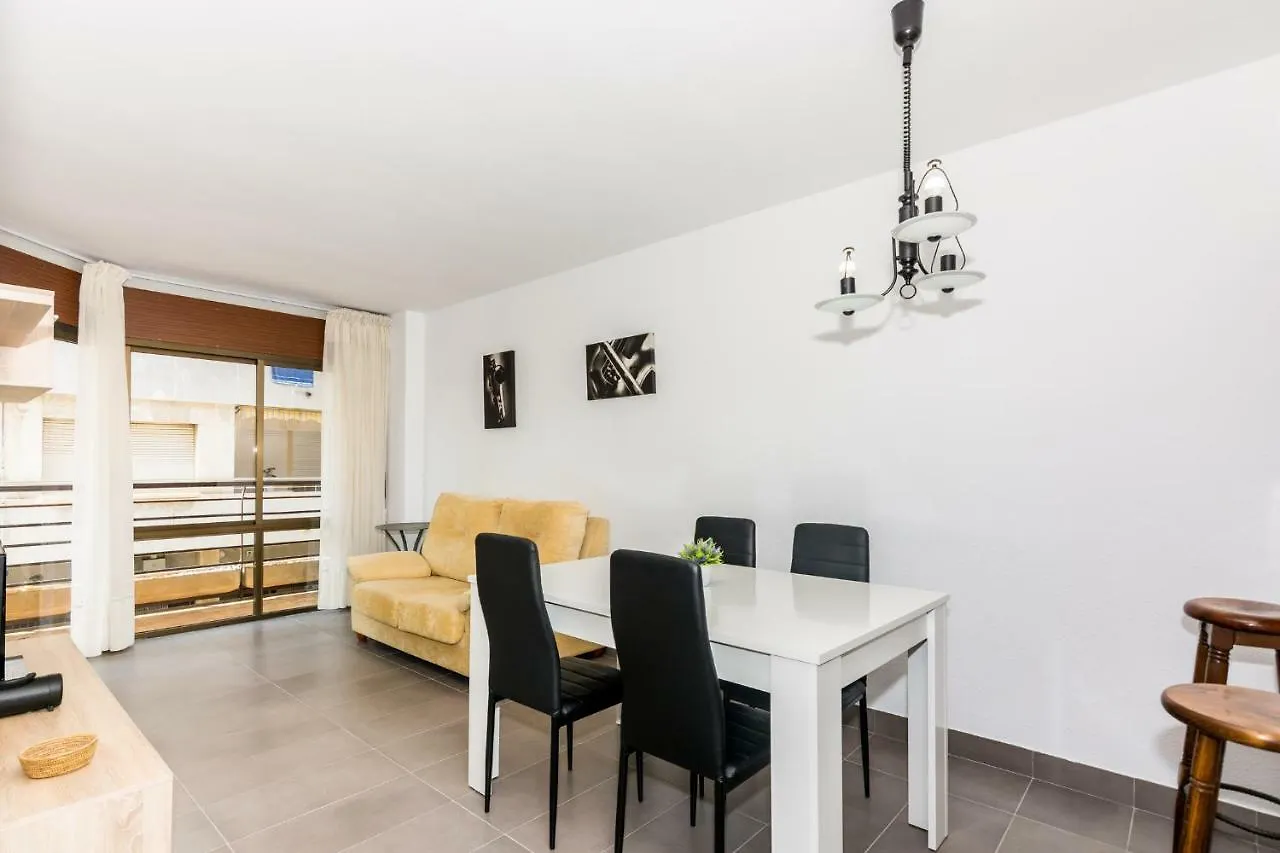 Apartman Homeholidaysrentals Frida Pineda de Mar Spanyolország